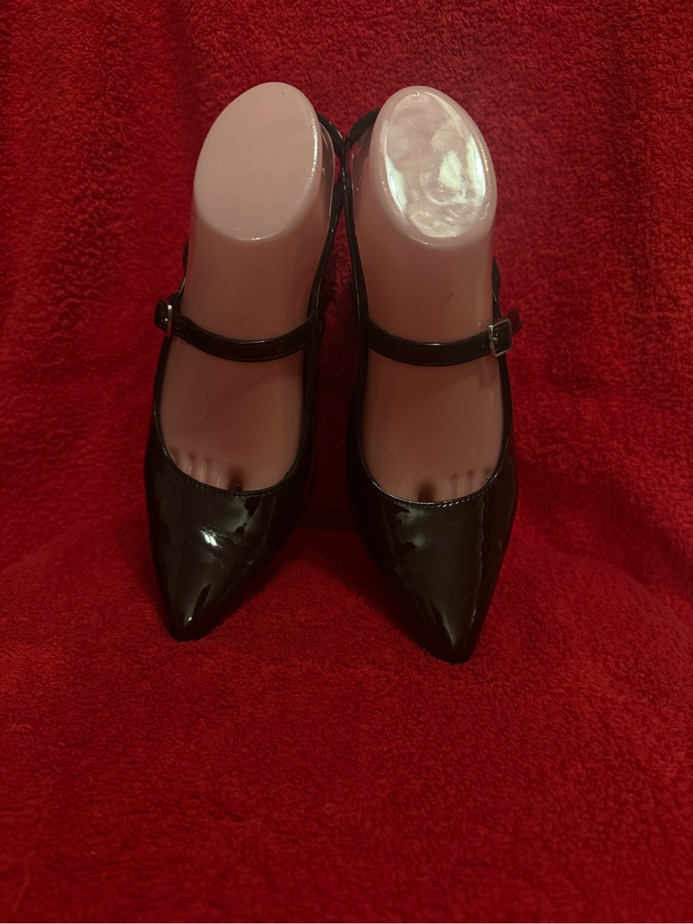 Old Navy Sz 8  Wine Patent Mary Jane Pointed-Toe Heels VGUC 😊😊
